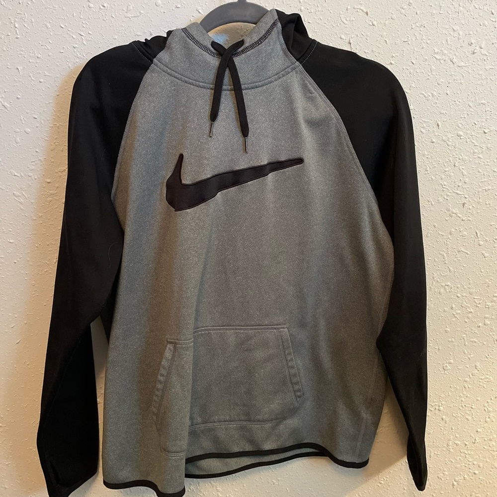 Nike Black and Grey Sweatshirt